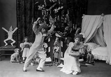 The NutCracker Ballet, children, 1892