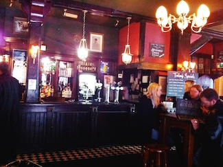 Irish pub in London